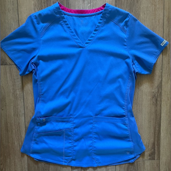 Med Couture Ceil Blue Scrub Set Small Top and Small Jogger Style Bottoms - Picture 2 of 4